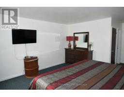 1701 London Line, Sarnia, ON N7W1B1 Photo 9