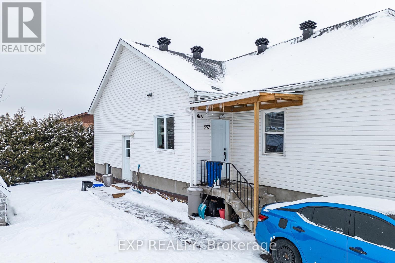869 CARON STREET - 4