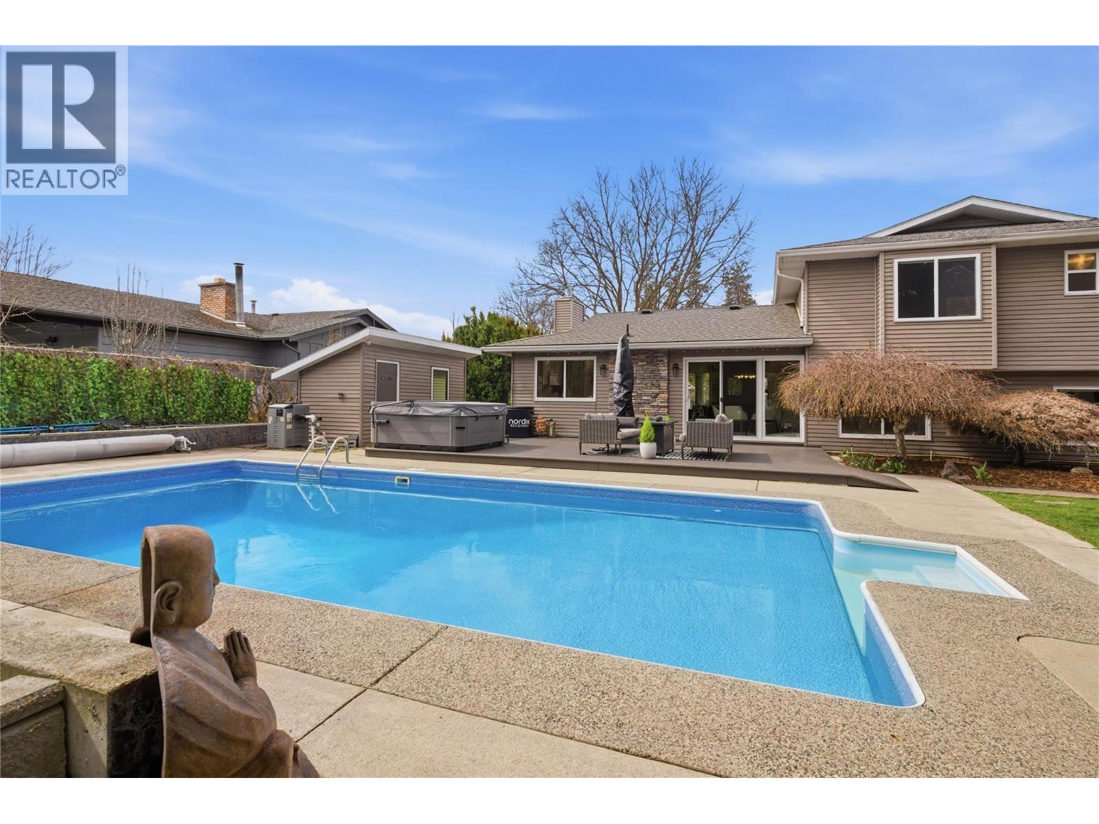  4337 Dunvegan Court, Kelowna