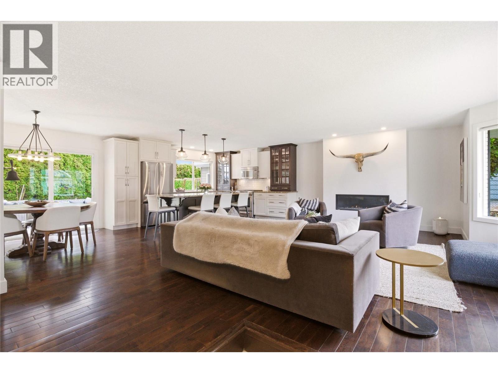  4337 Dunvegan Court, Kelowna