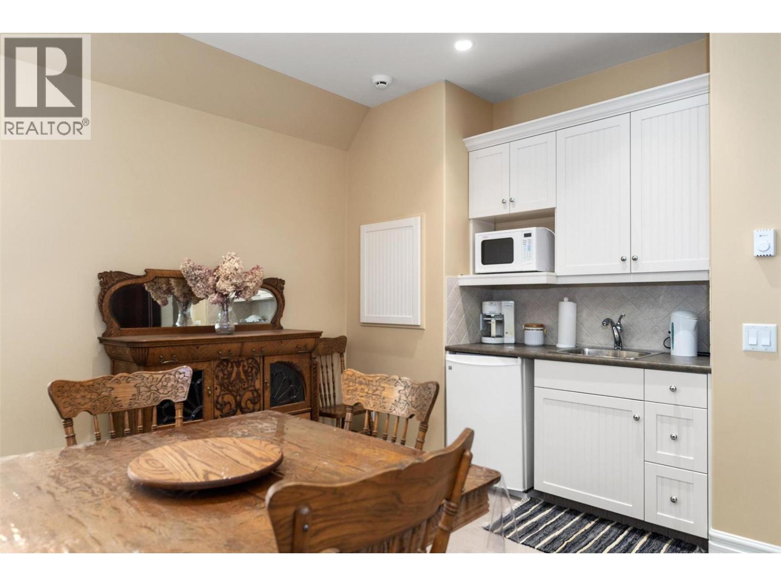 225 Swick Road, Kelowna