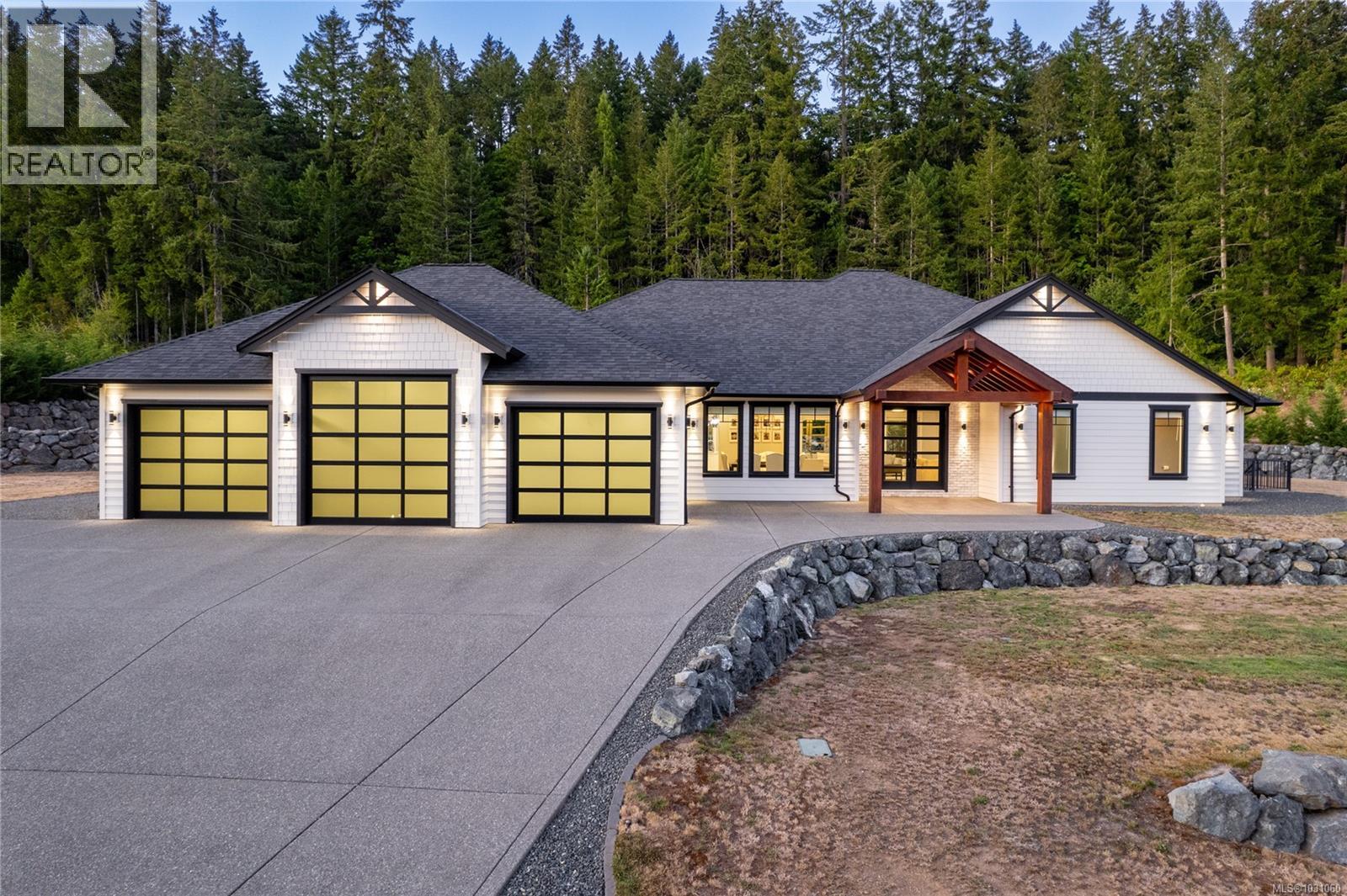 6127 Chase Dr - 2