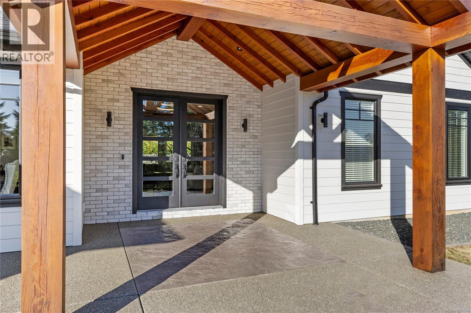 6127 Chase Dr, Port Alberni