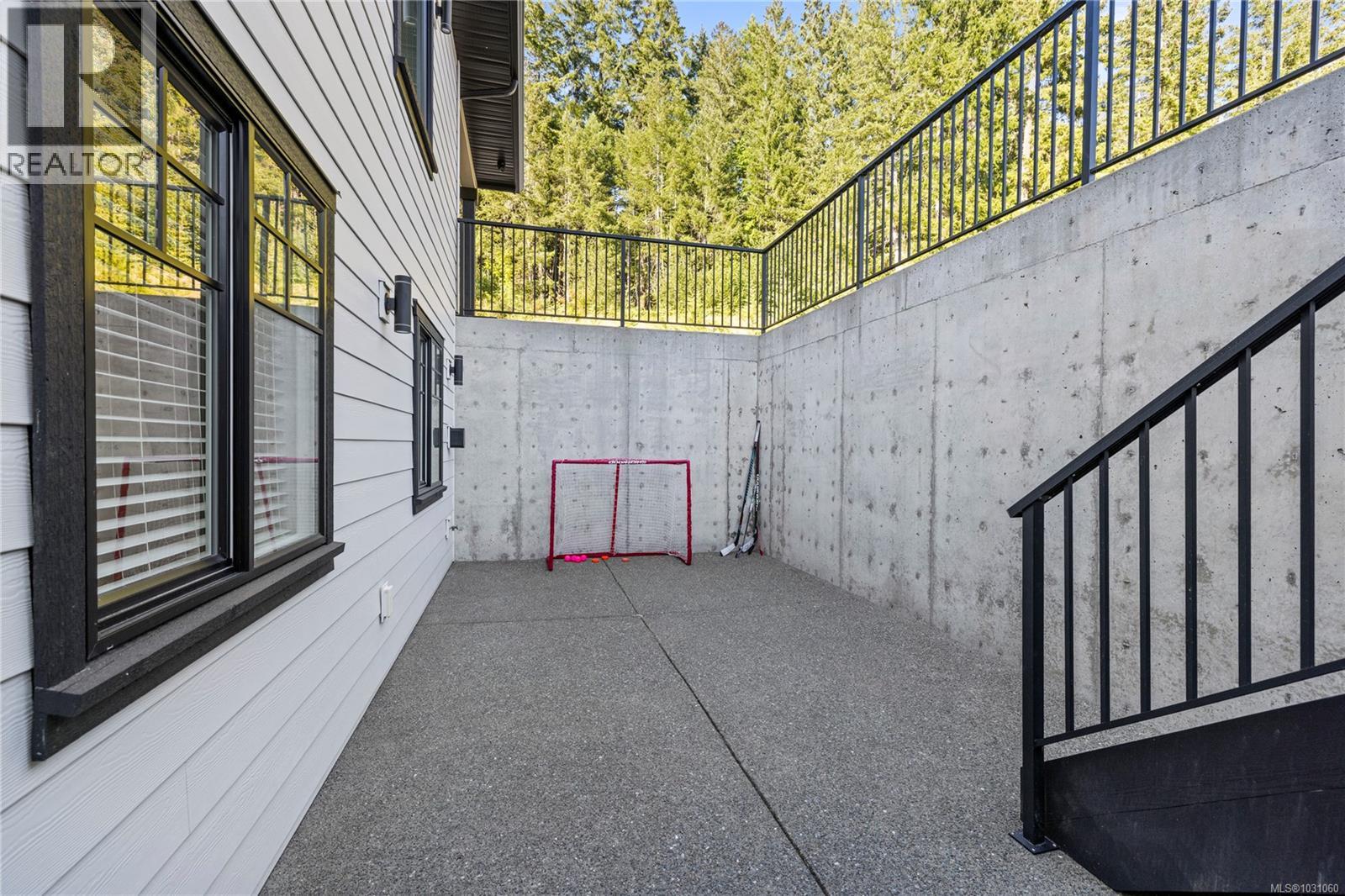 6127 Chase Dr, Port Alberni