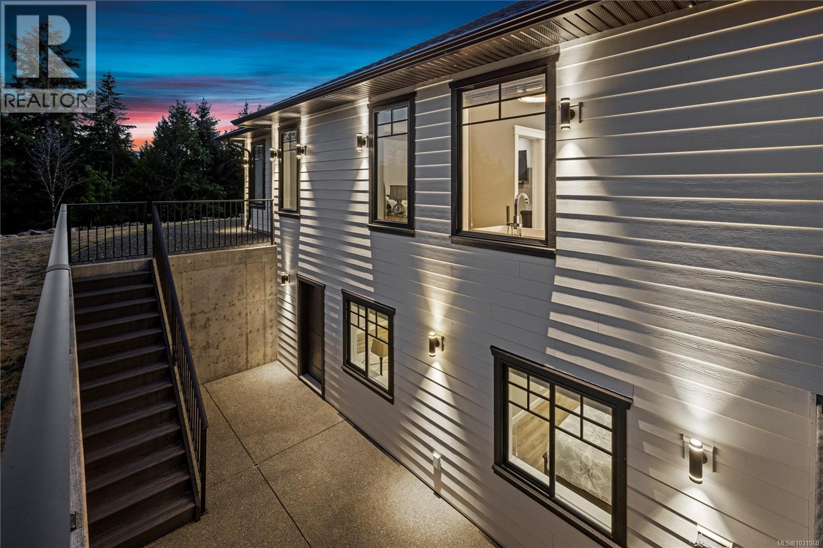 6127 Chase Dr, Port Alberni