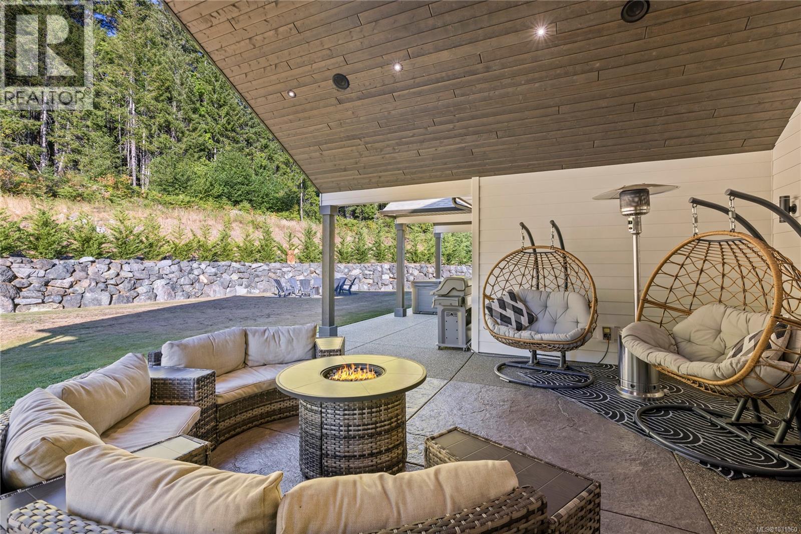 6127 Chase Dr, Port Alberni