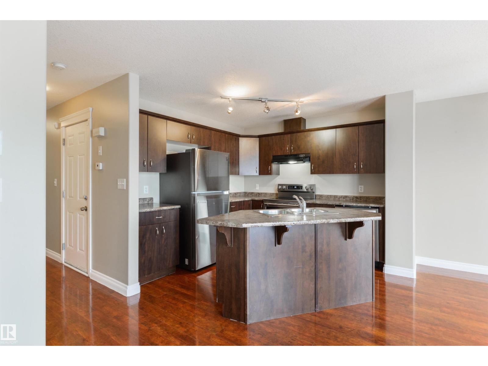 68 MERIDIAN LO, Stony Plain