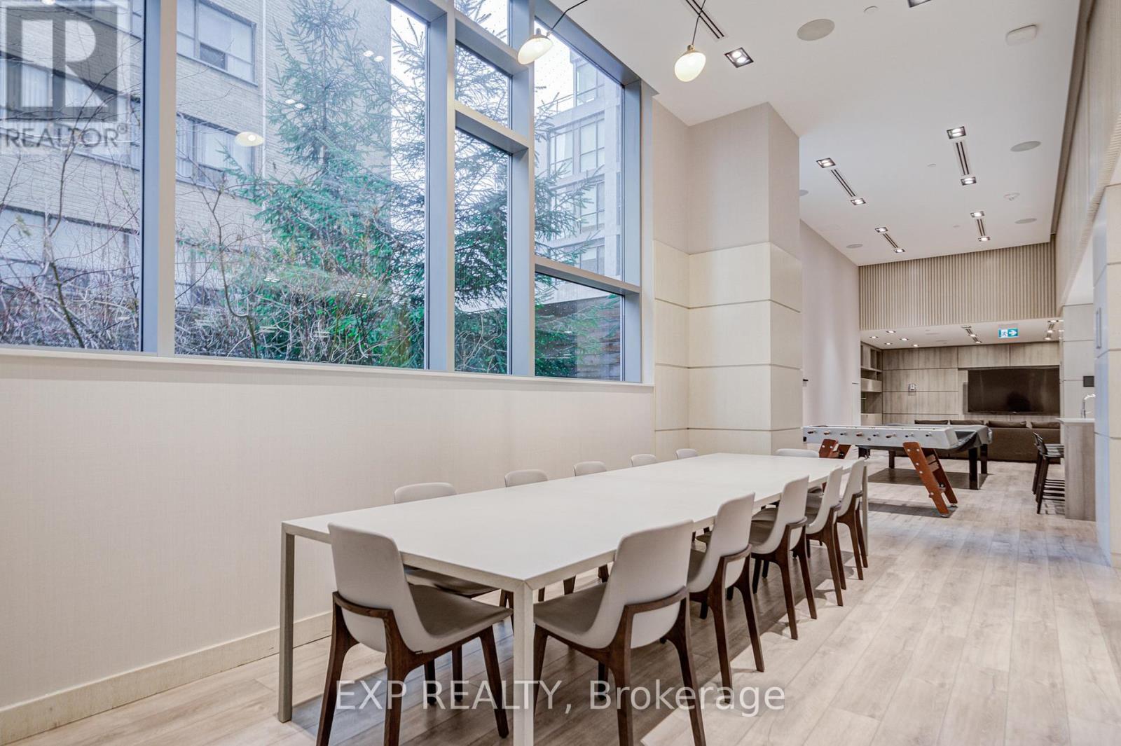 #209 223 ST CLAIR AVENUE W - 21