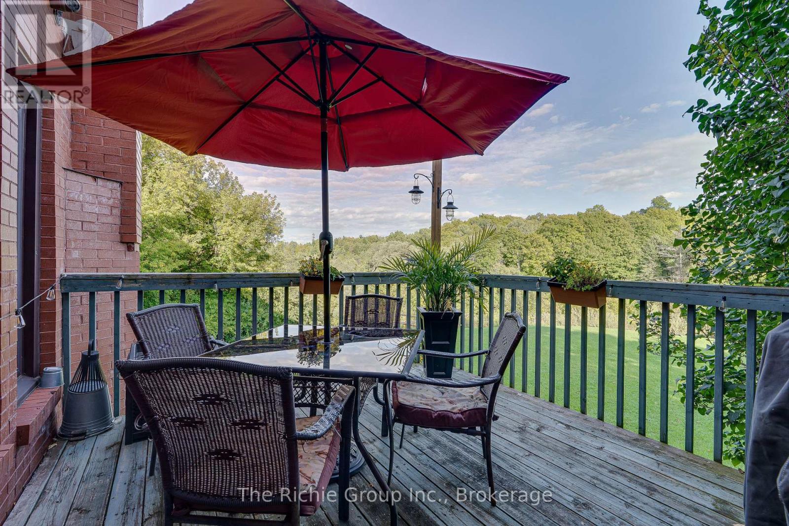 21 BARTLEY DRIVE - 38