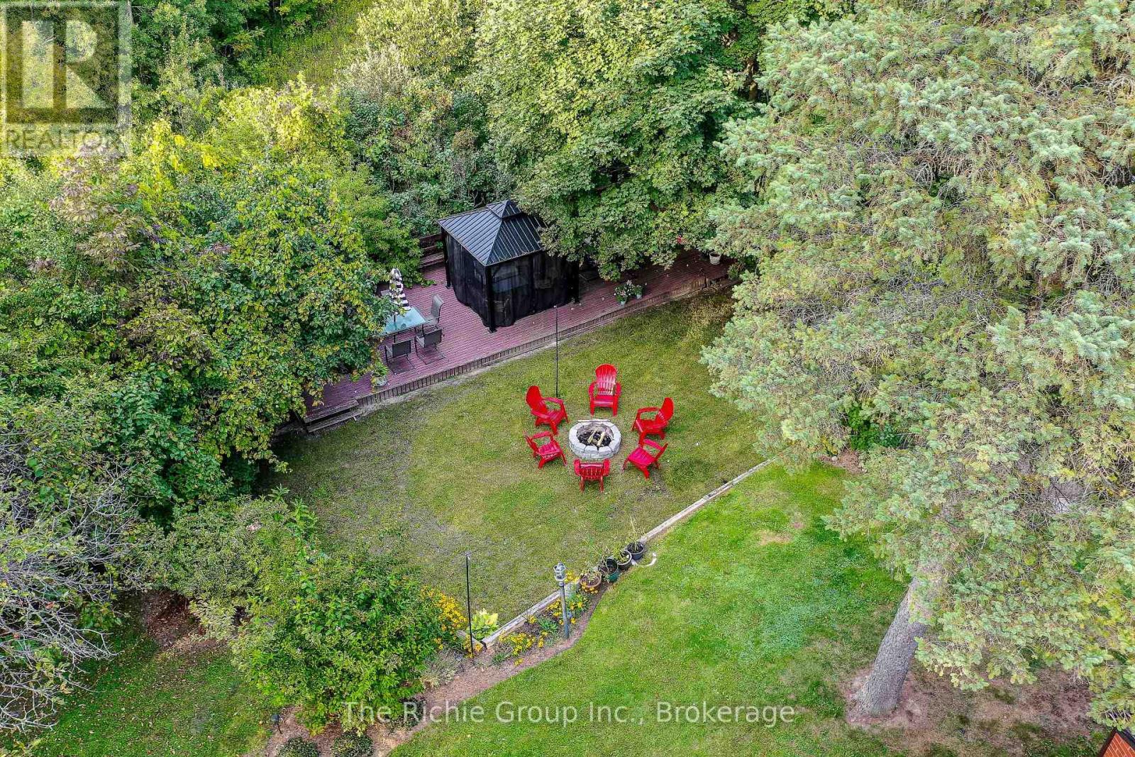 21 BARTLEY DRIVE - 41