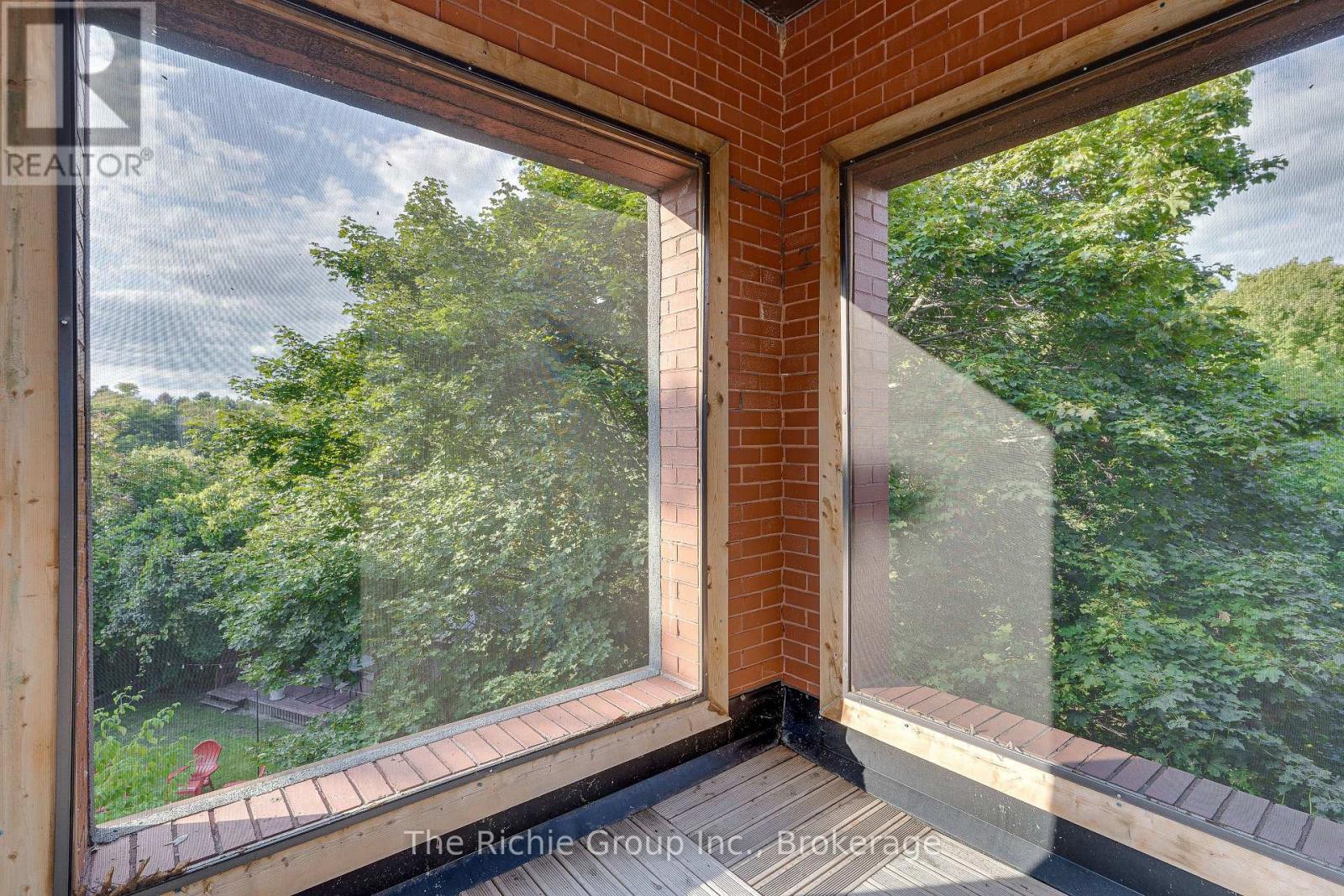 21 BARTLEY DRIVE - 28