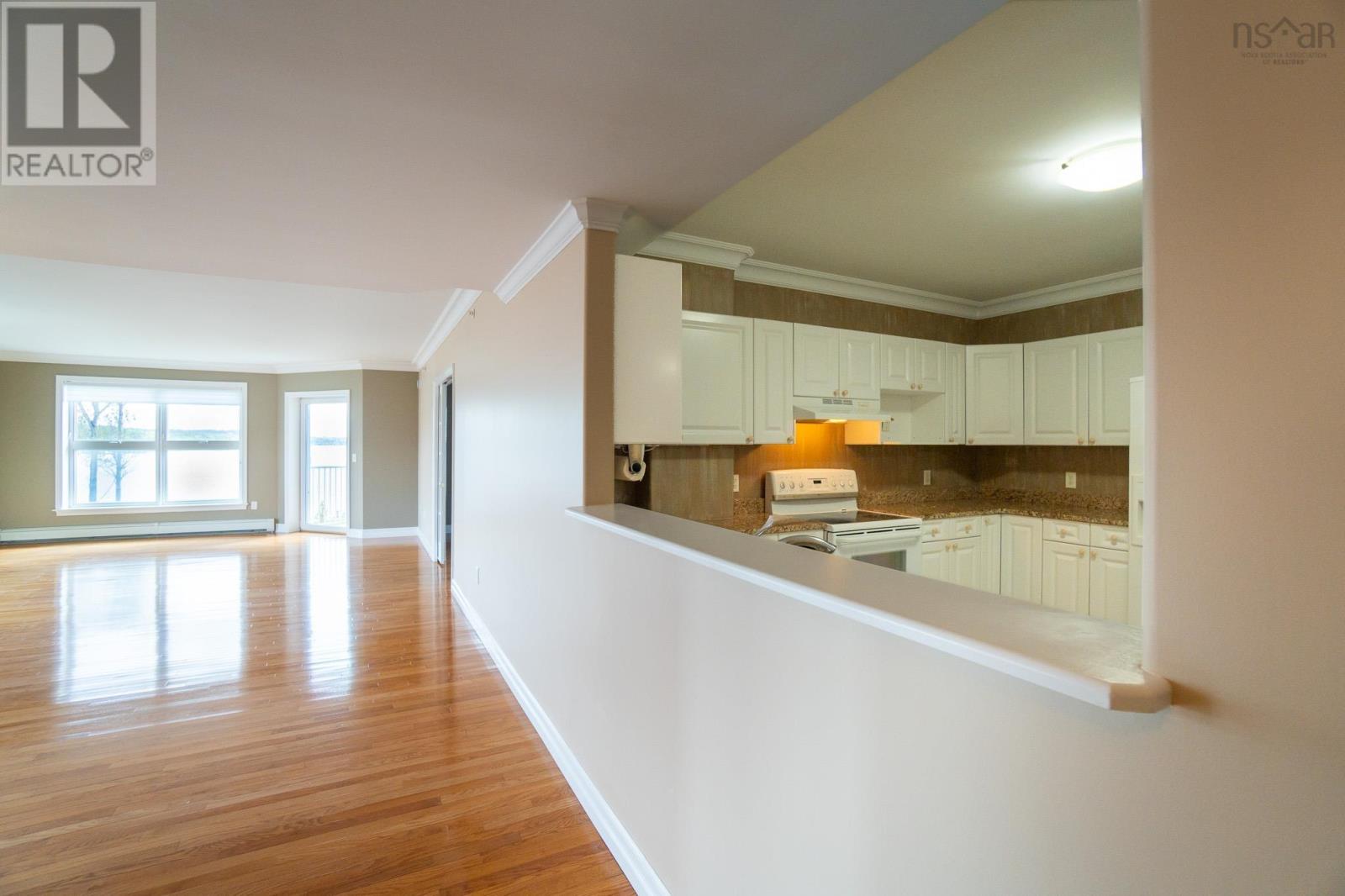 Property 13 of 44 of 303 99 Waterfront Drive