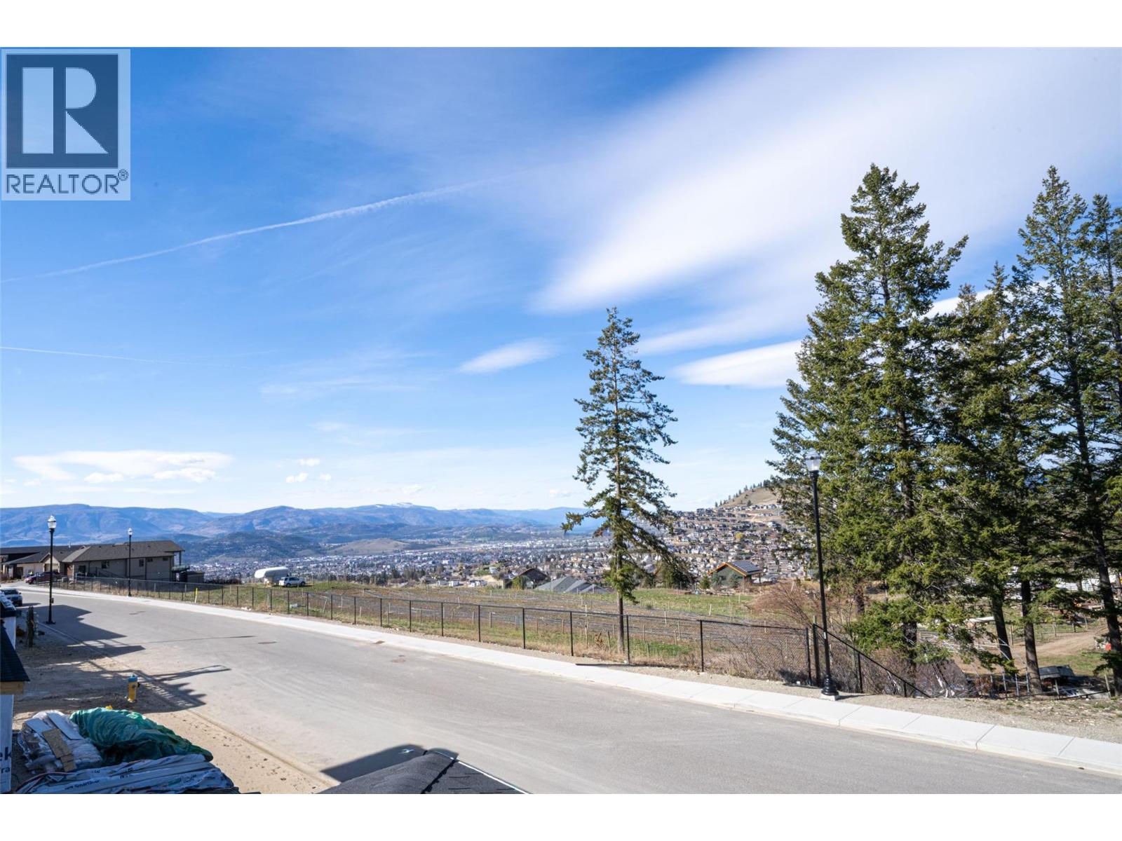  2079 Cortina Drive, Kelowna