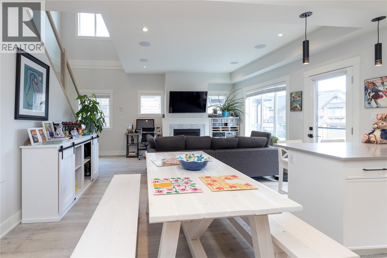 1212 Moonstone Loop - 13