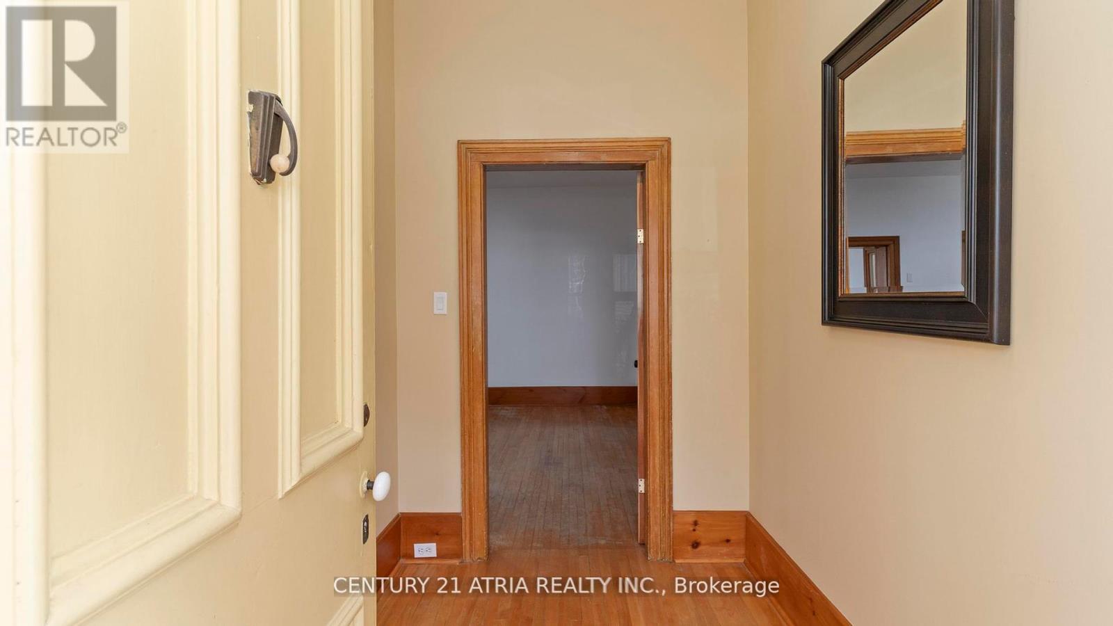 130 WELLINGTON STREET S - 16