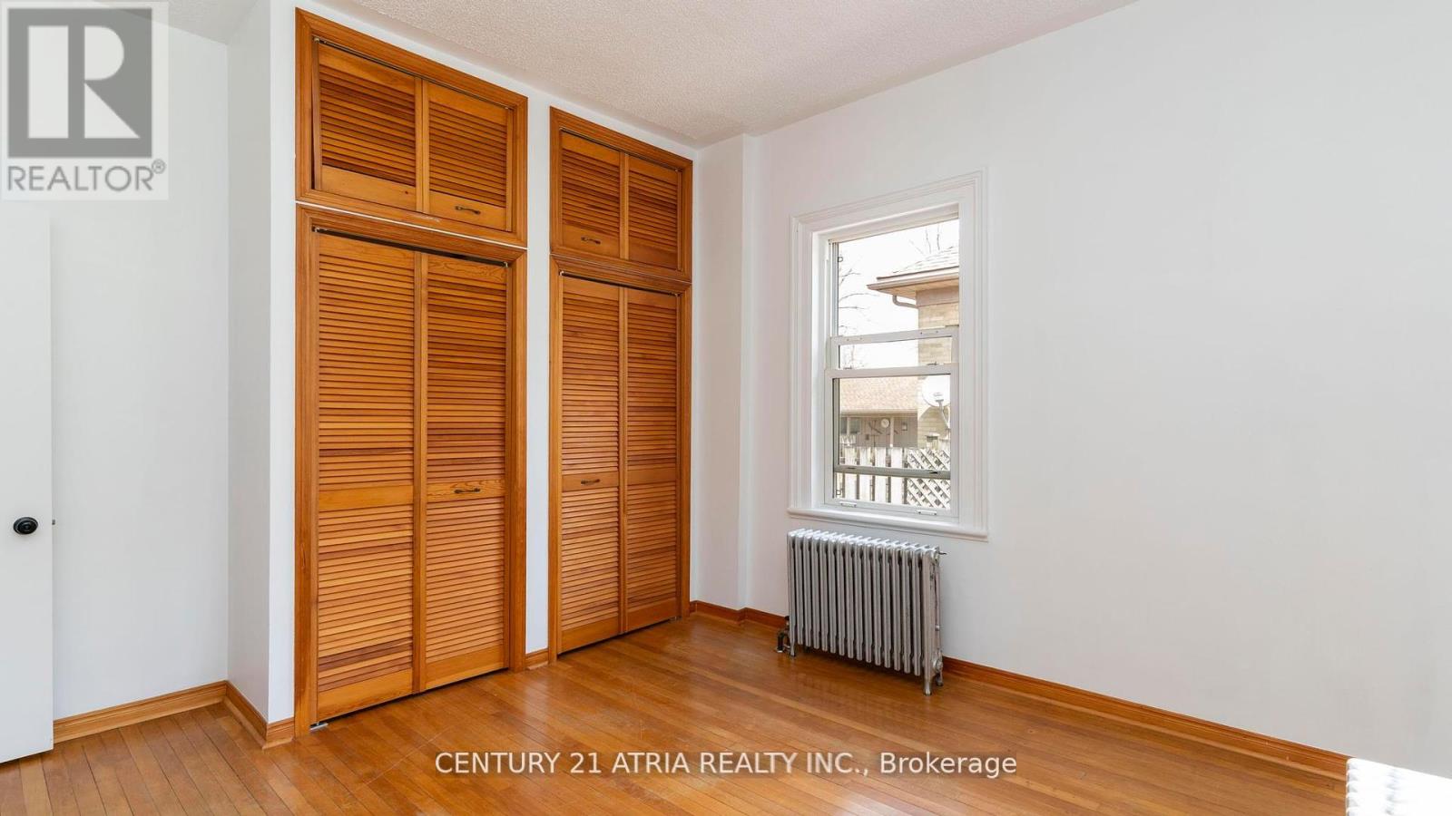 130 WELLINGTON STREET S - 23