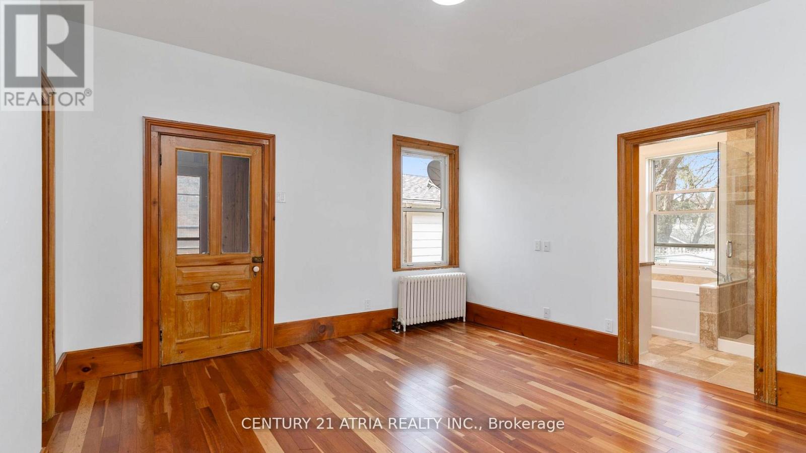130 WELLINGTON STREET S - 31