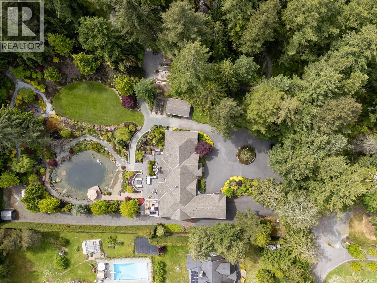 441 Glendower Rd, Saanich