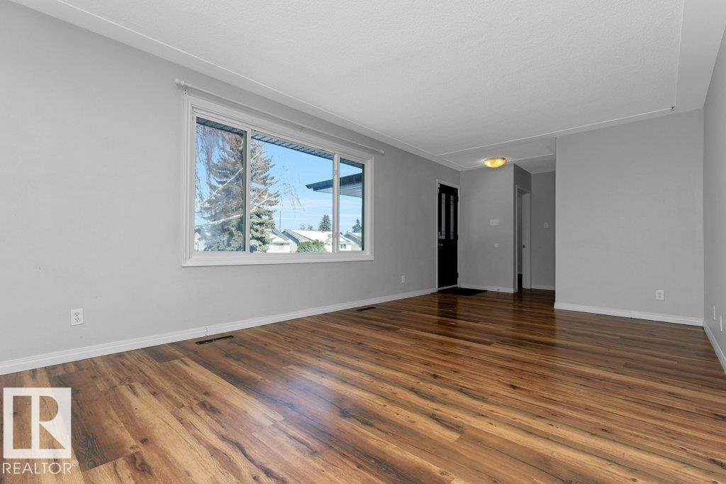 4303 104A AV NW, Edmonton