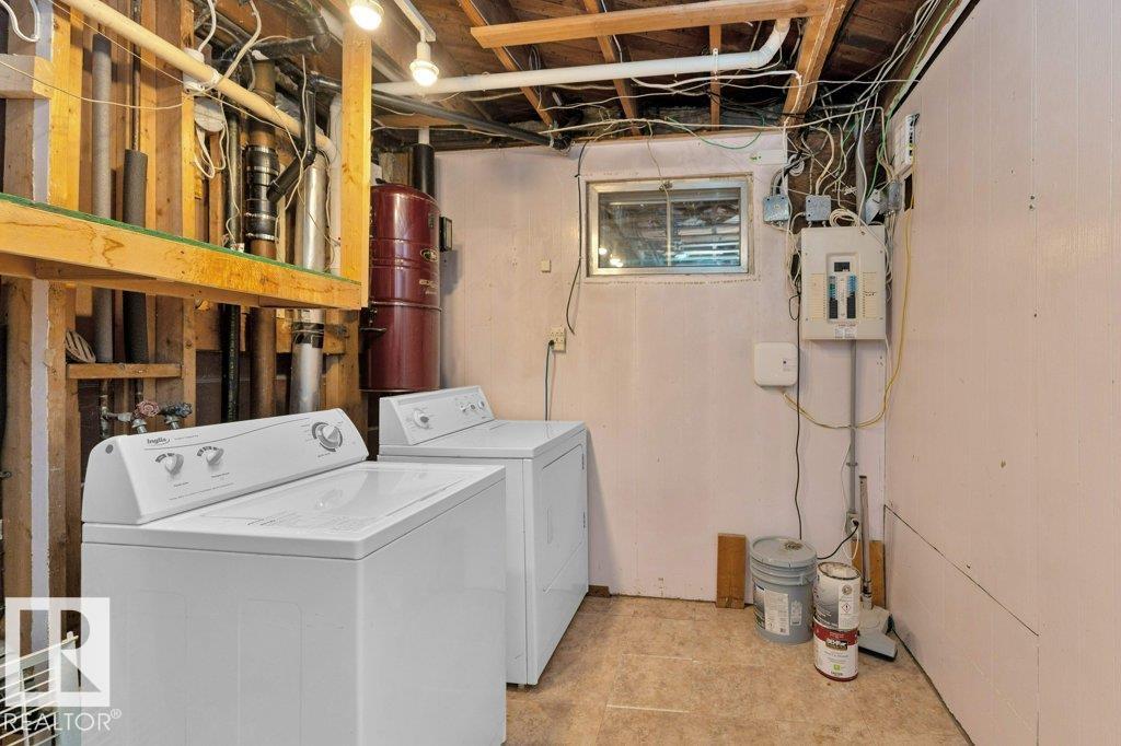 4303 104A AV NW, Edmonton