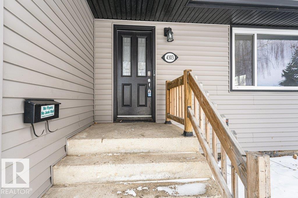 4303 104A AV NW, Edmonton