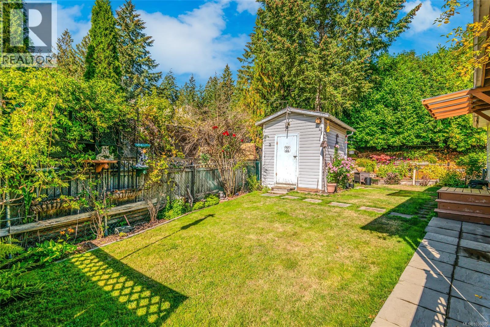 #67 10325 LAKESHORE RD - 13