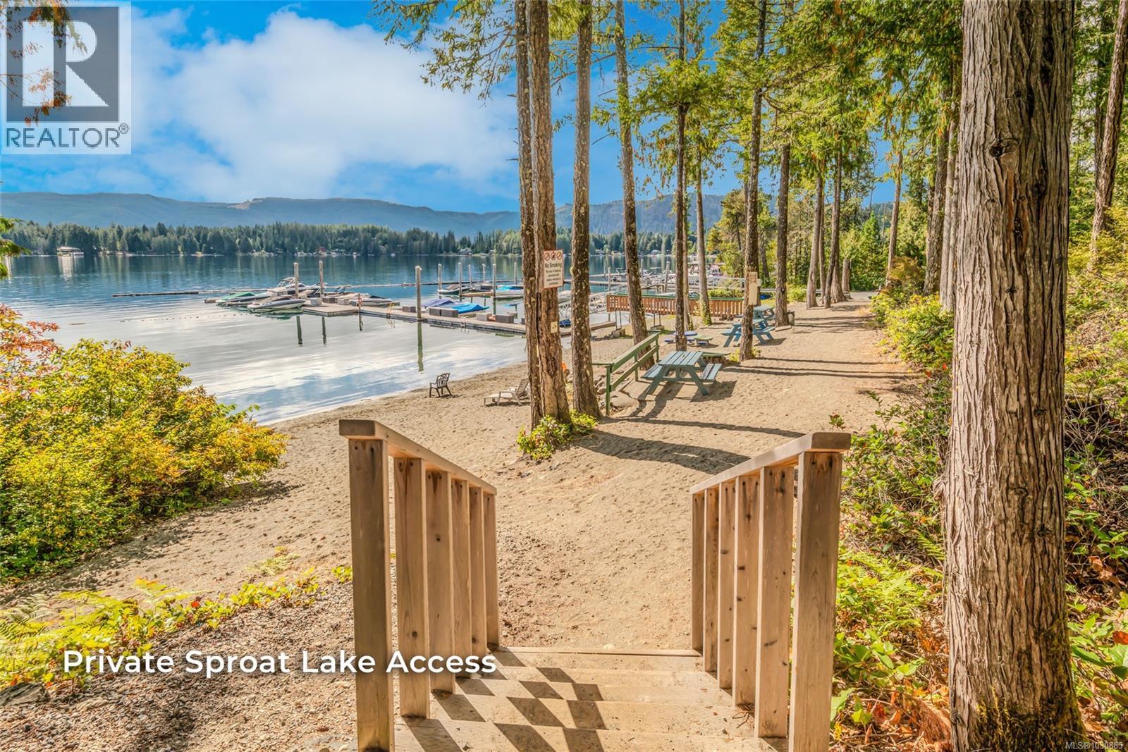 #67 10325 LAKESHORE RD - 17