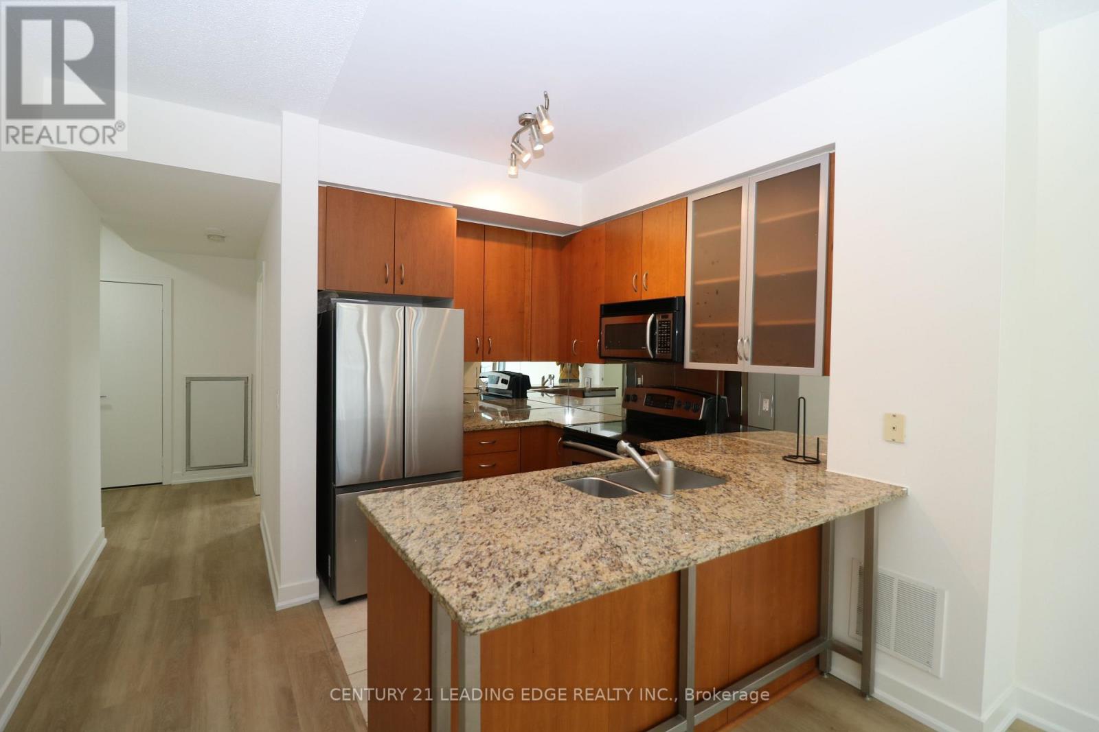 #1404 438 KING STREET W - 5