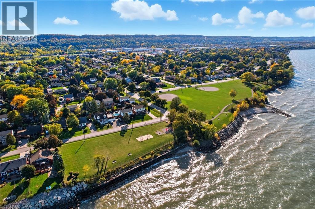 67 LAKESIDE Drive, Grimsby, Ontario