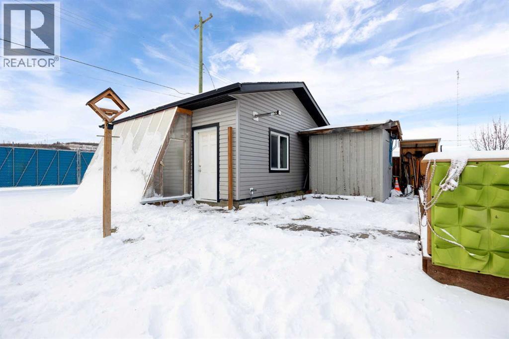 7423 Railway Avenue, Fort McMurray