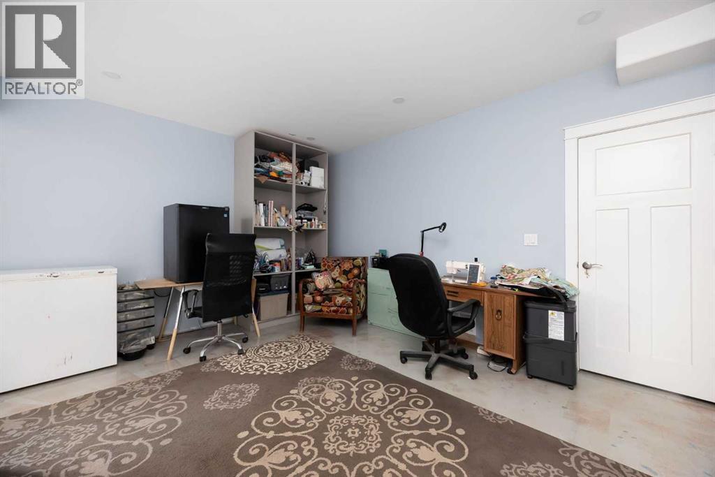 7423 Railway Avenue, Fort McMurray