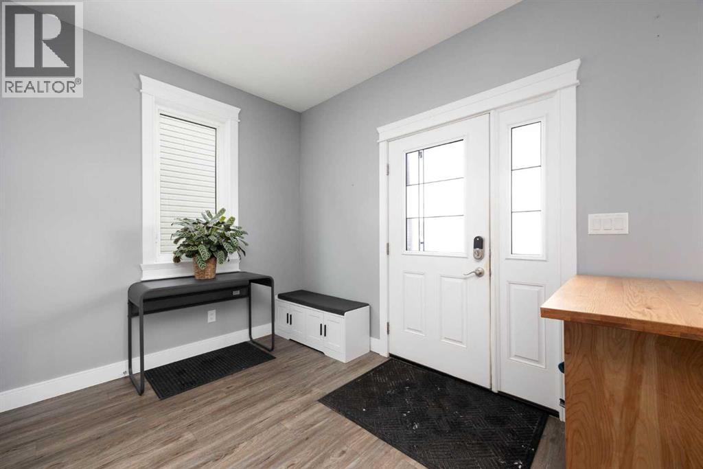 7423 Railway Avenue, Fort McMurray