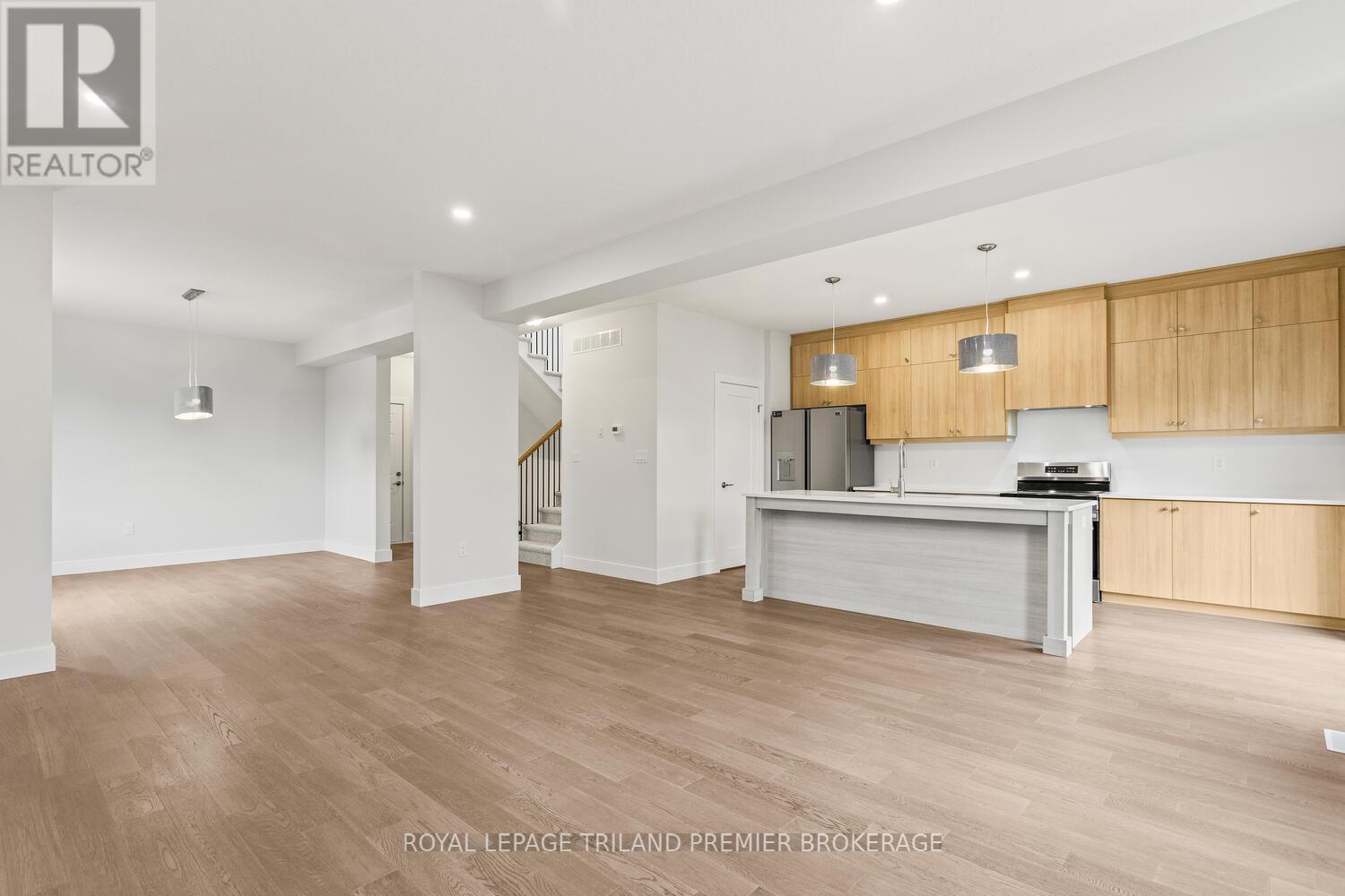 2698 BOBOLINK LANE - 8