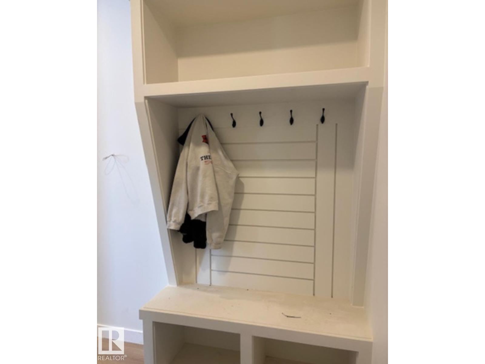 6 ENNS CO, Fort Saskatchewan