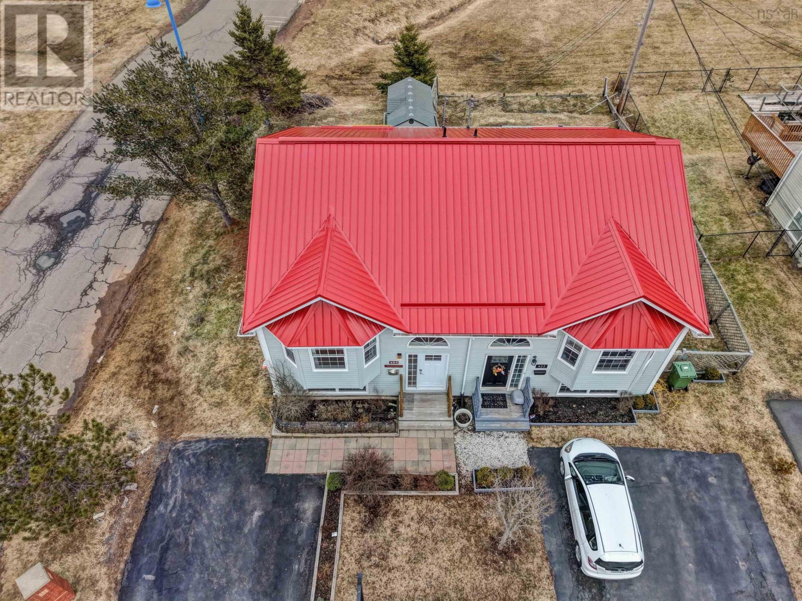 Property 23 of 49 of 453 Young Street