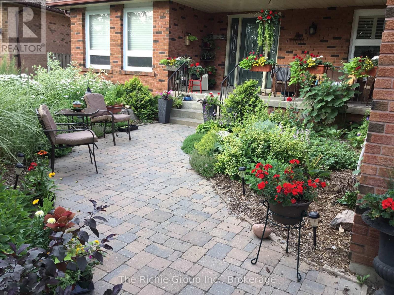 75 MARILYN STREET - 3