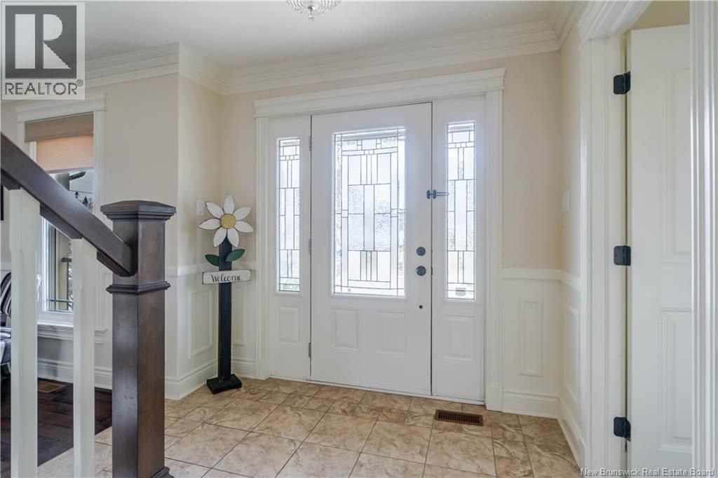24 SAVANNAH COURT - 5