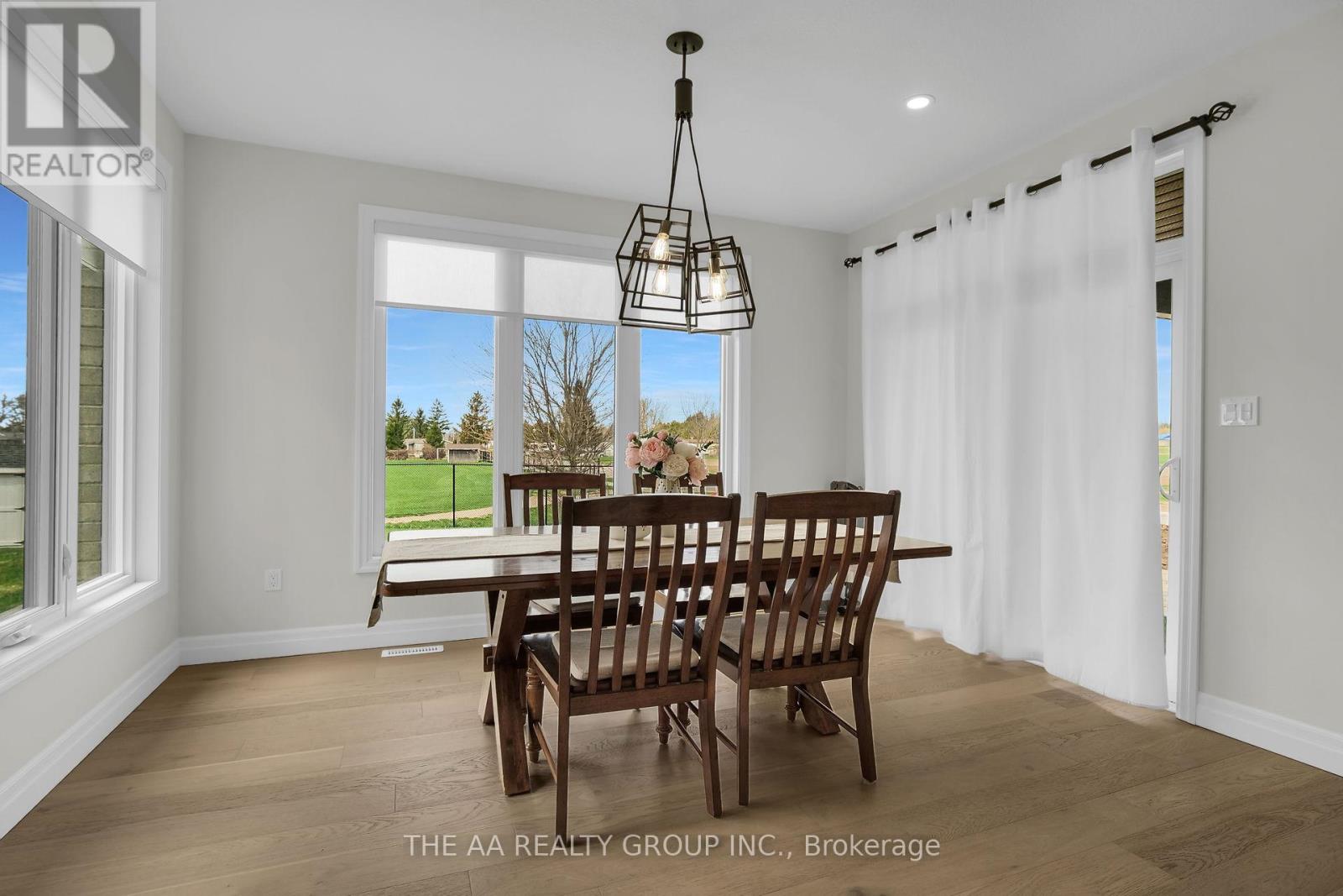 187 FOXBOROUGH PLACE - 21