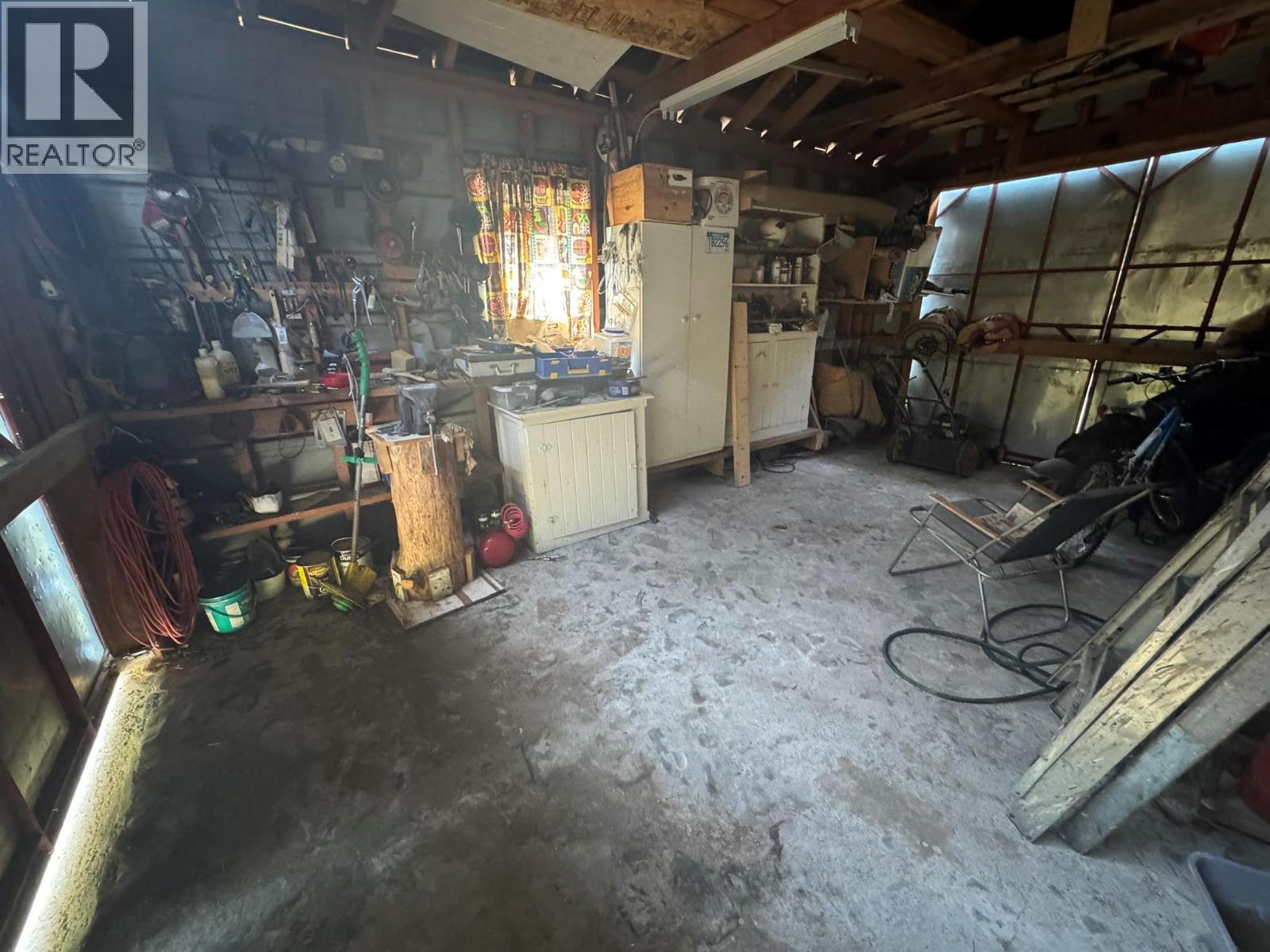 2614 OTTER Avenue - 16