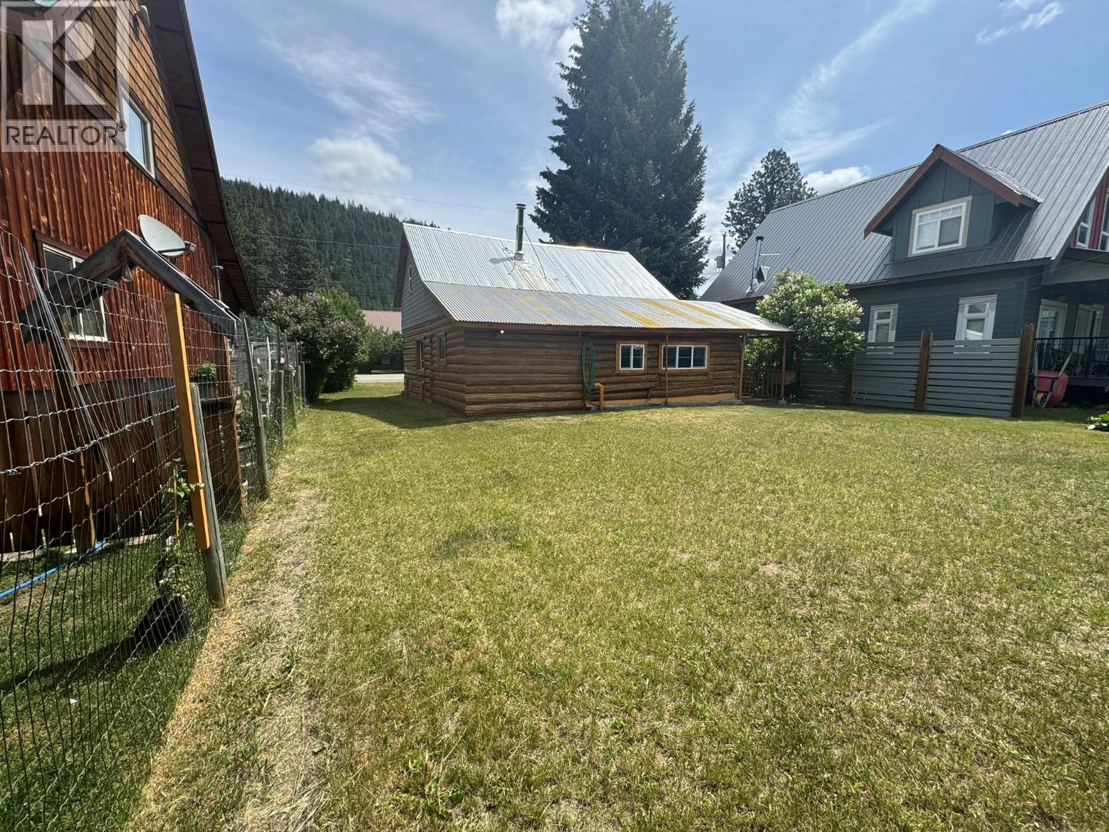 2614 OTTER Avenue, Coalmont-Tulameen