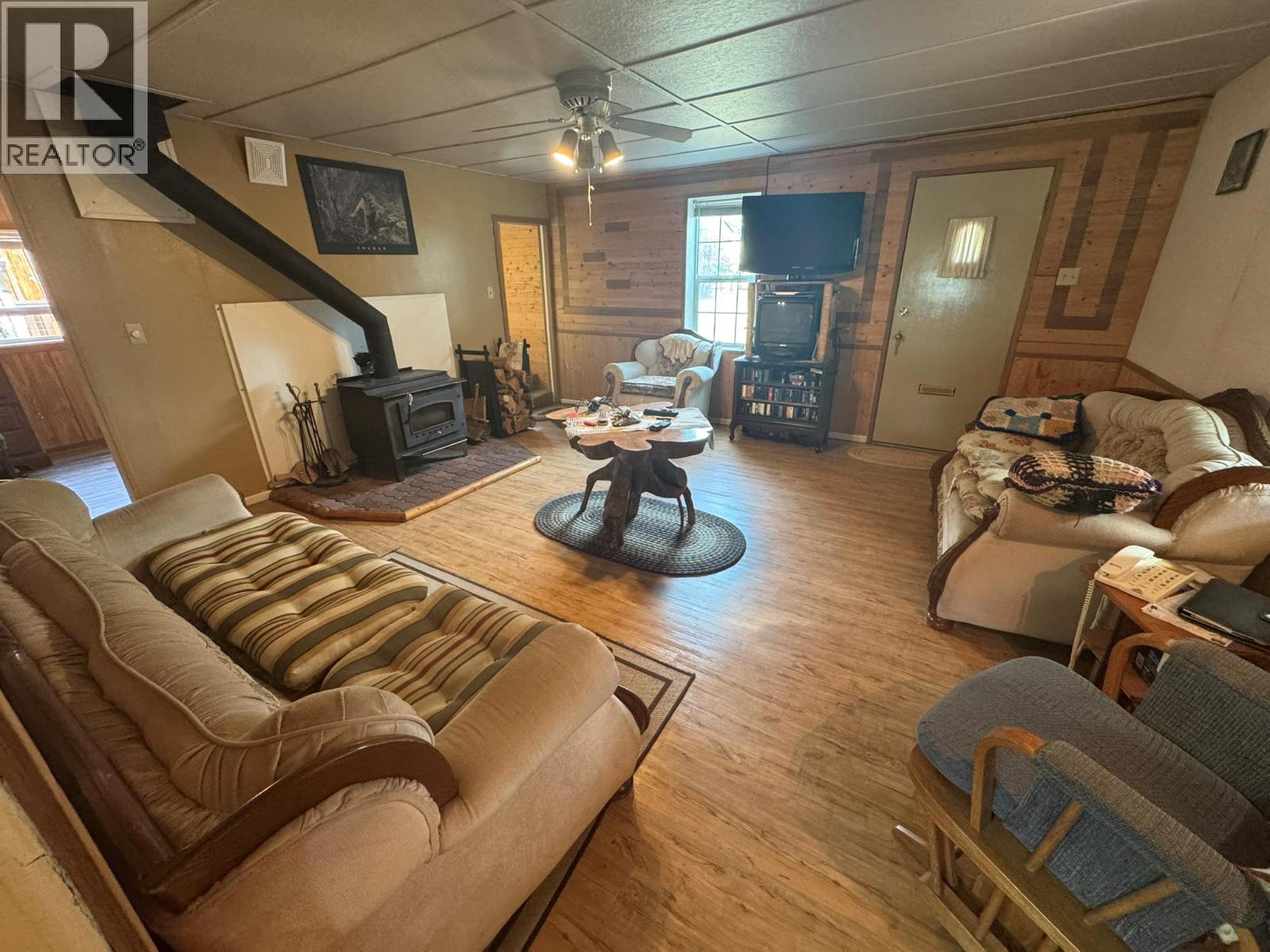 2614 OTTER Avenue, Coalmont-Tulameen