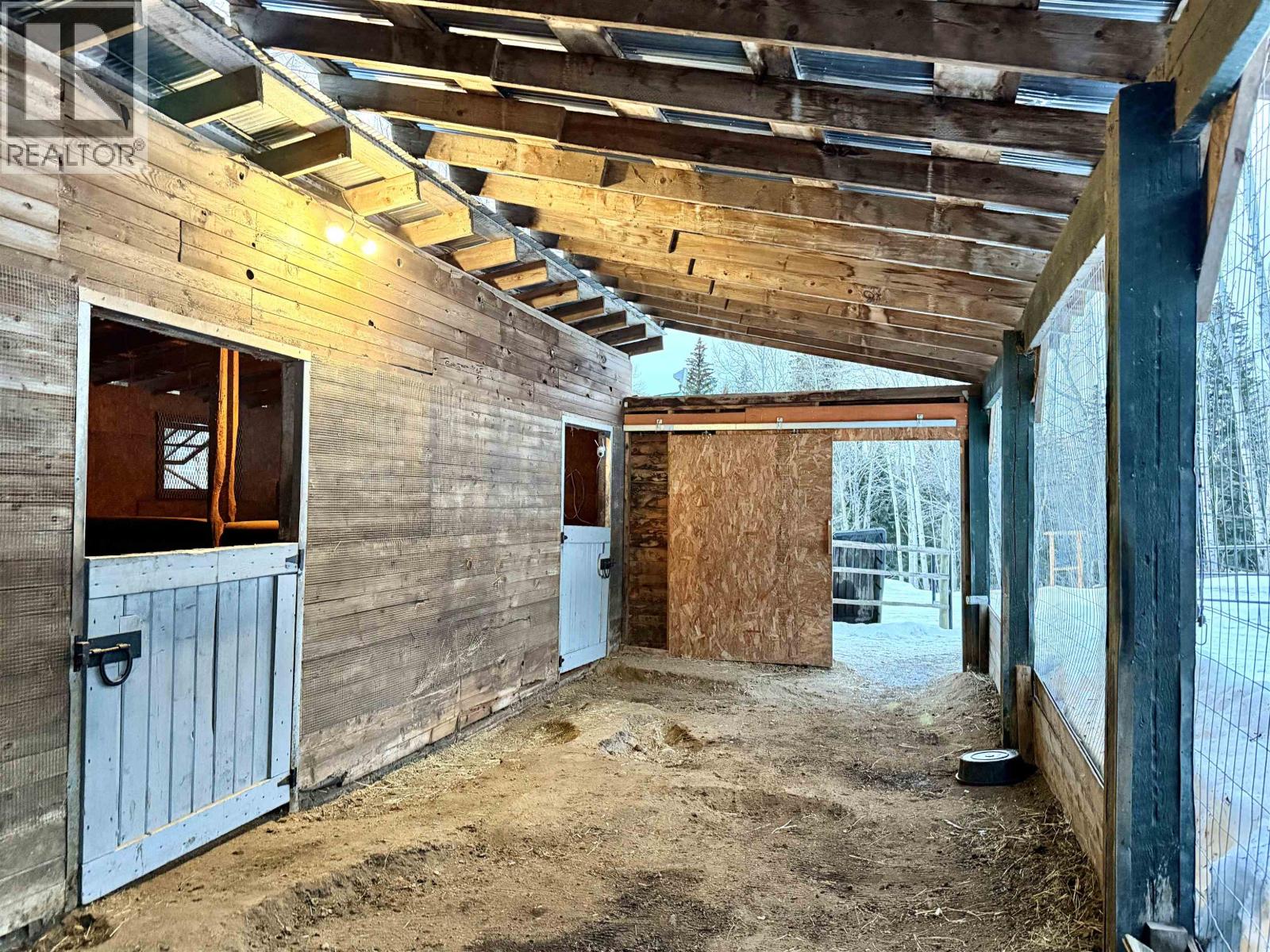 7671 RUTHERFORD ROAD - 32