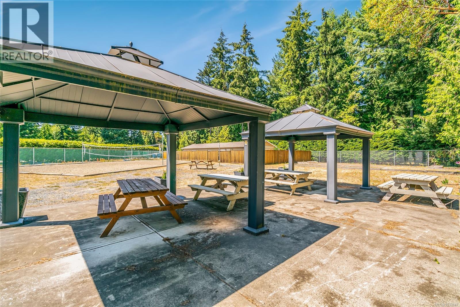 13 1135 Resort Dr, Parksville