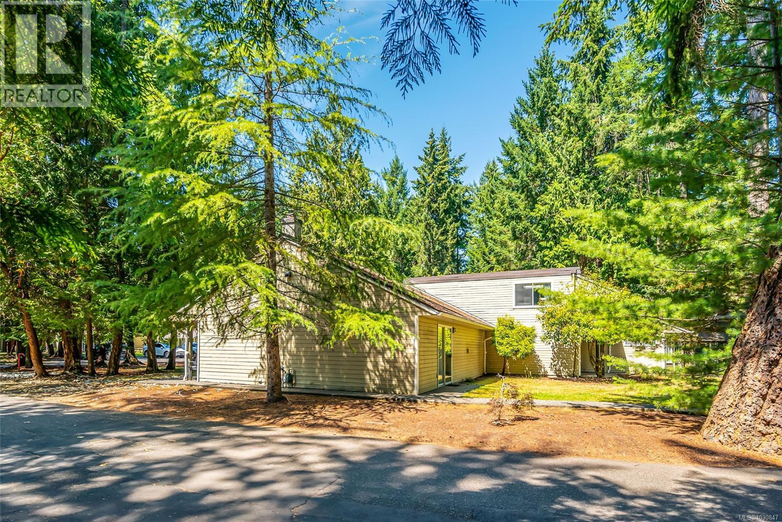 13 1135 Resort Dr, Parksville
