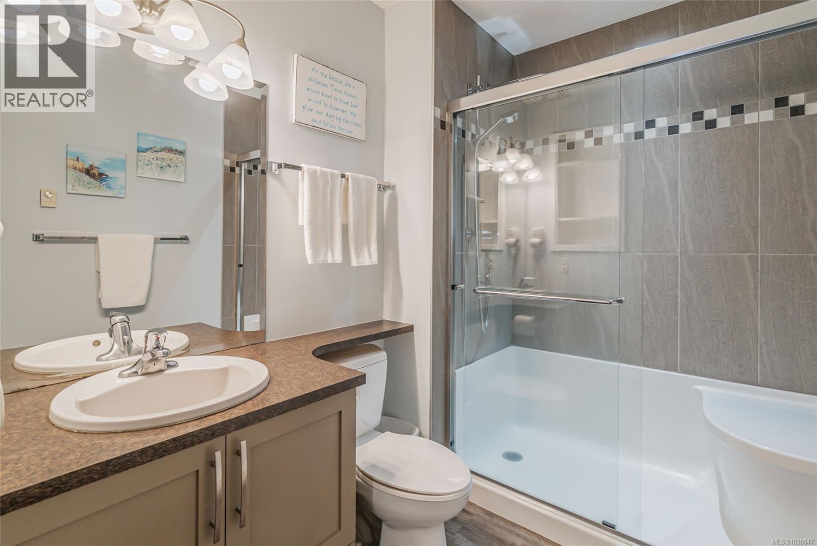 13 1135 Resort Dr, Parksville