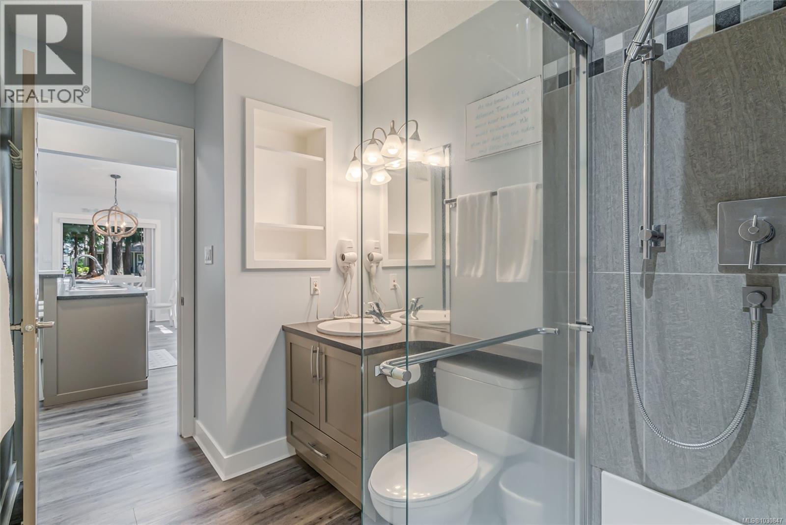 13 1135 Resort Dr, Parksville