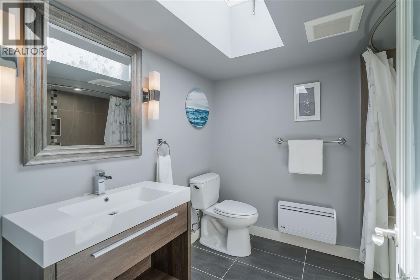 13 1135 Resort Dr, Parksville