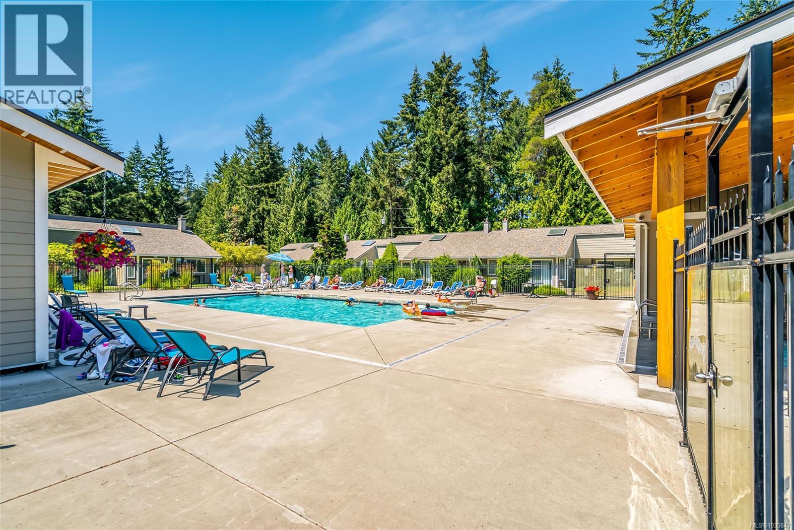 13 1135 Resort Dr, Parksville