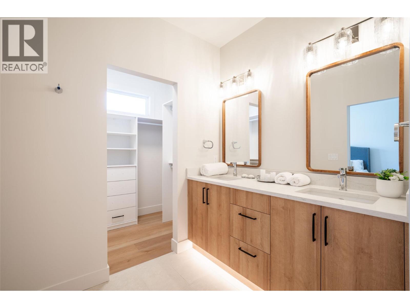 2079 Cortina Drive, Kelowna