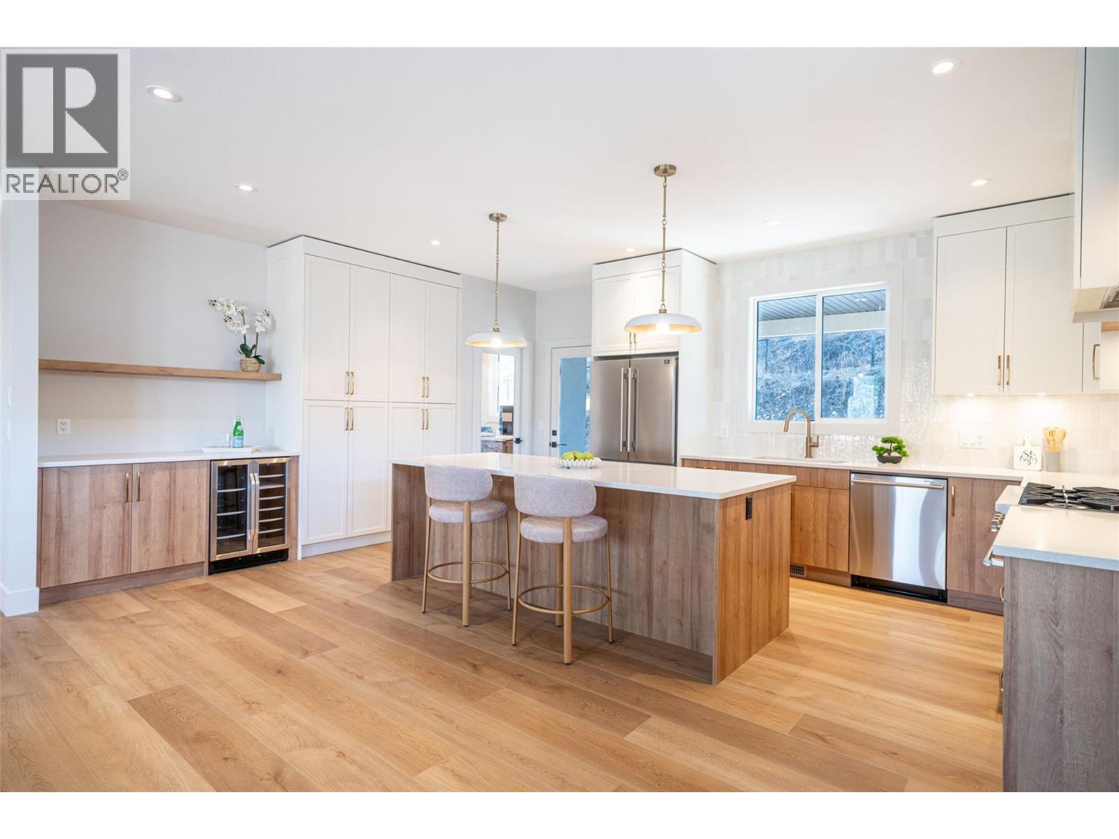 2079 Cortina Drive, Kelowna